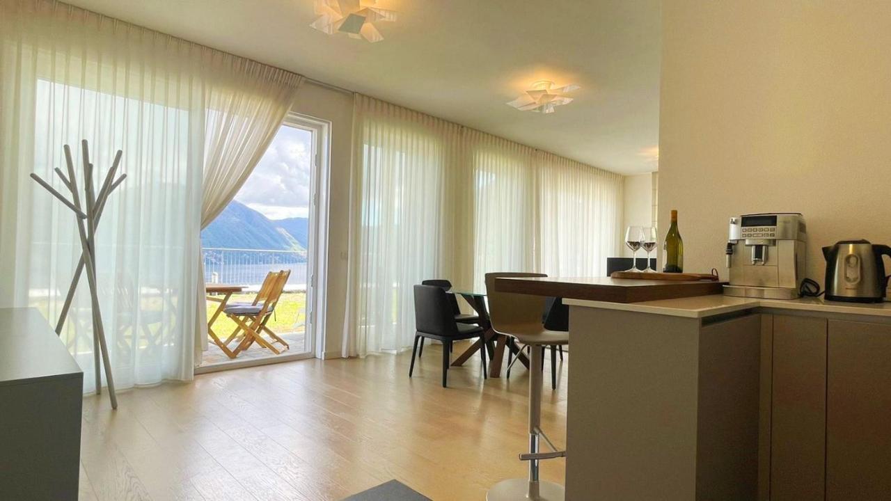 Lake View Apartment Argegno Luaran gambar